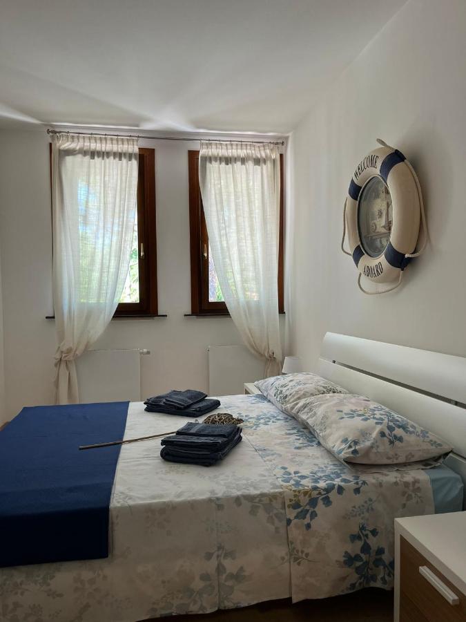 Orizzonte Marino Blu-vacanza Ricca Di Colori